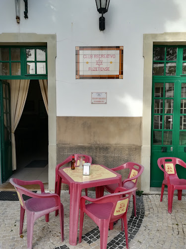 Opinii despre Club Recreativo Fuzetense în Fuseta - Gastronomia e hotelaria