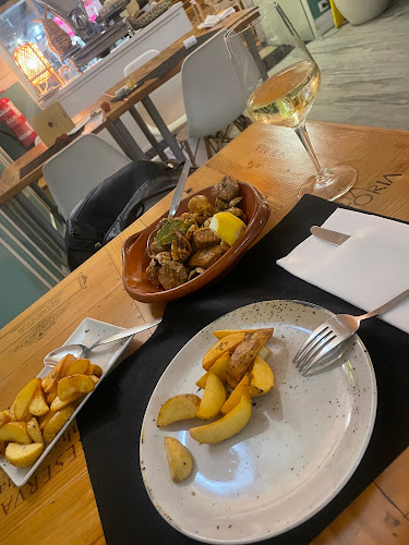 R. de Santo Antonio 58, 8000-329 Faro