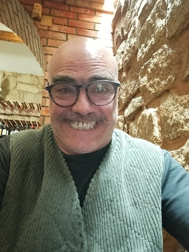 Opinii despre Hot club în Nogueira da Regedoura - Gastronomia e hotelaria