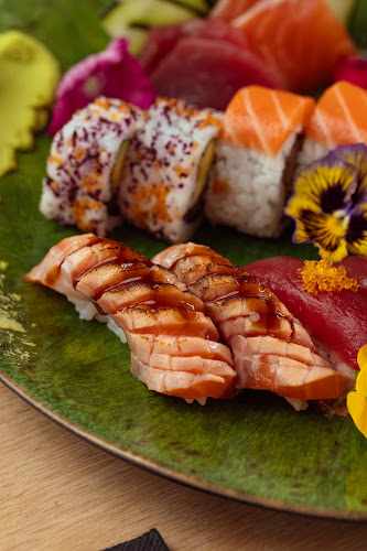 Onshore Sushi Bar - Gastronomia e hotelaria