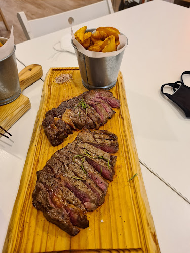 Avenida Manuel Bento 1A, 3080-515 Praia de Quiaios