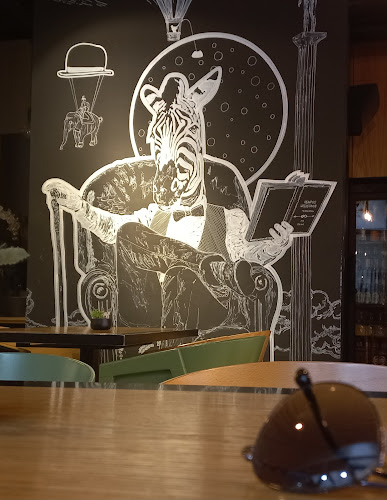 Charlotte - coffee & food - Gastronomia e hotelaria