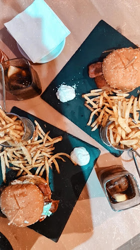 R. Guilhermina Suggia 293, 4200-128 Porto