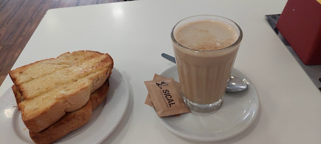 Largo da Restauração bloco B R/C Esq, 8700-350 Olhão