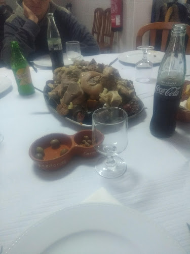 Restaurante Cantinho do Pinheiro - Gastronomia e hotelaria