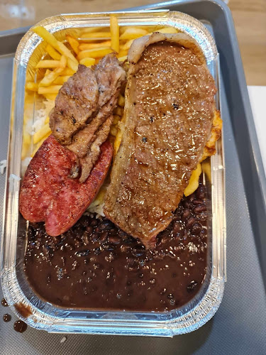 Black Angus Tavira - Gastronomia e hotelaria