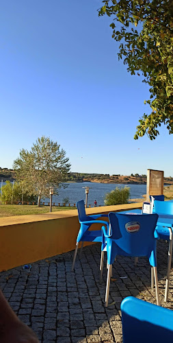 Comentarii opinii despre Café-restaurante Clube Náutico