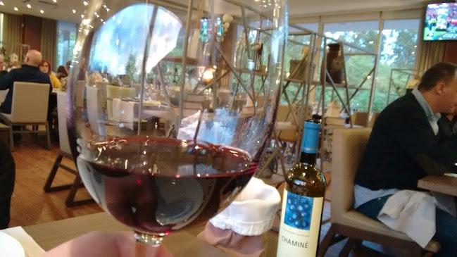 Lago - Gastronomia e hotelaria