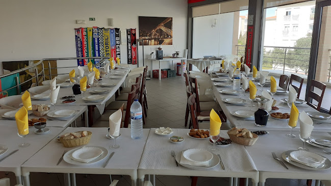 Opinii despre Snack-Bar O Pinheiro în Portimão - Gastronomia e hotelaria