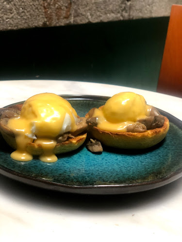 R. das Flores 180, 4050-266 Porto