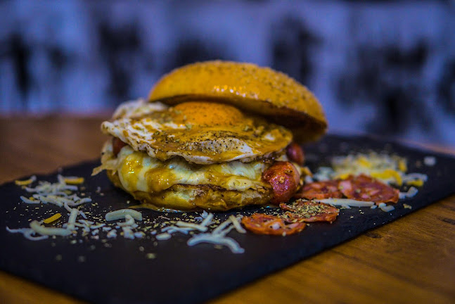 Comments and reviews of Brutus Kitchen