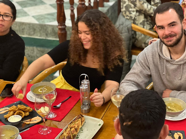 Stomach Restaurant - Gastronomia e hotelaria