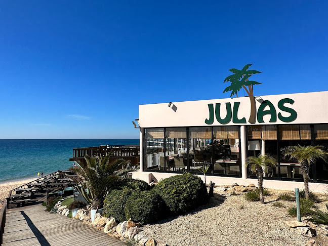 Julia’s restaurant,beach bar & lounge - Almancil
