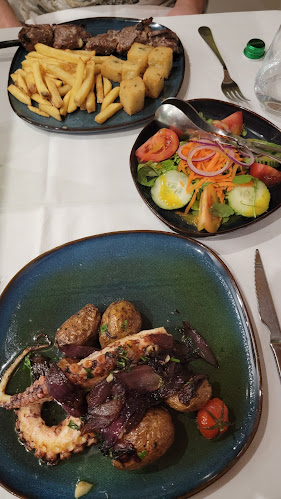 Tiles Restaurant - Gastronomia e hotelaria