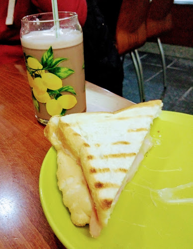 Pastelaria Nova Aurora - Gastronomia e hotelaria