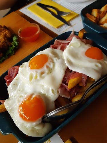 Aiq3 Tapas Phone number