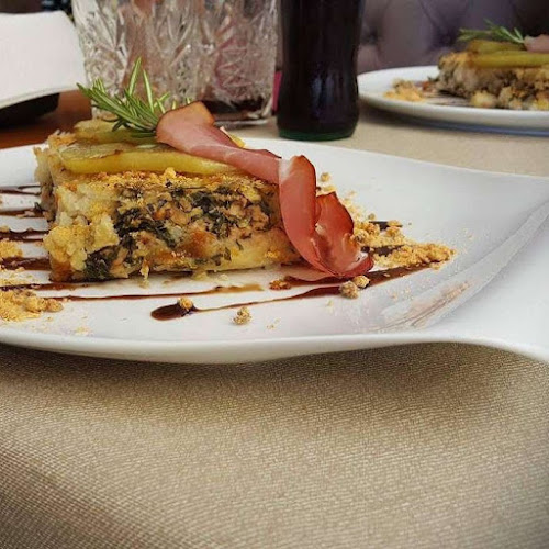 Av. Manuel Remígio, 2450-106 Nazaré