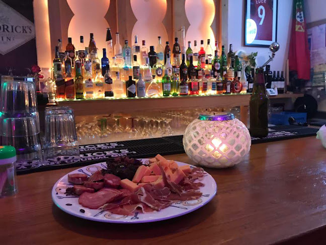 Comentarii opinii despre ICONE BAR