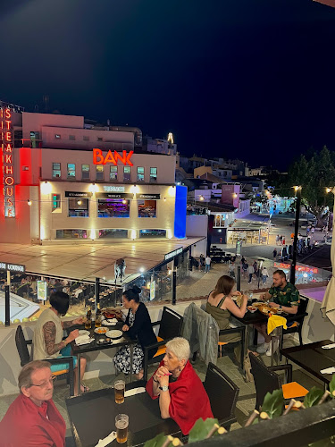 R. Alves Correia 9, 8200-090 Albufeira