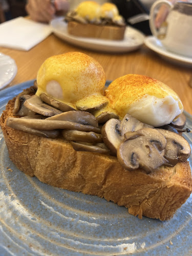 Comentarii opinii despre Mercador Café & Brunch