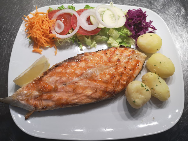 R. Poe. António Aleixo 11, 8500-013 Alvor