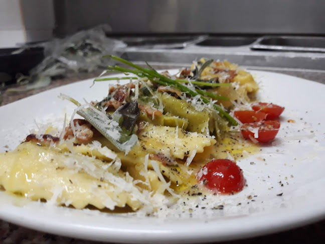 Comentarii opinii despre Gusto Pizza by Gusto DiVino