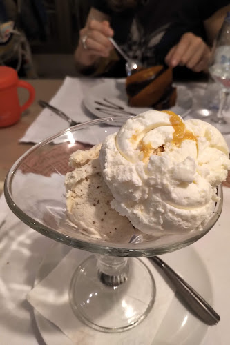 Doçaria Almeixar, Bistrô - Gastronomia e hotelaria