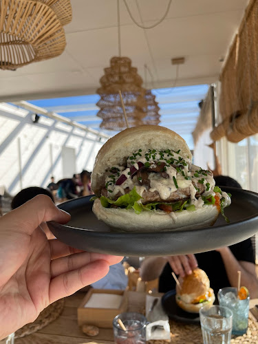 Onshore Sushi Bar - Gastronomia e hotelaria