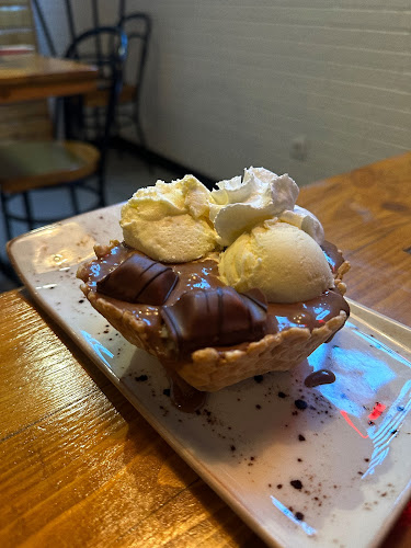 Comments and reviews of Brutus Kitchen