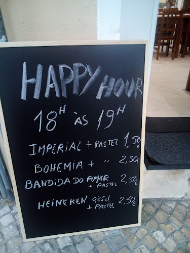 Avenida da Fundação 4, 2805-180 Almada