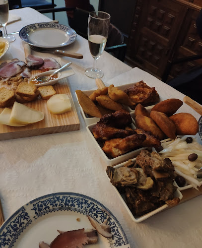 Opinii despre Taberna Dom Tapas în Santo Tirso - Gastronomia e hotelaria