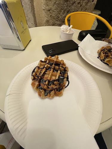 1100 332, R. da Madalena 83, Lisboa