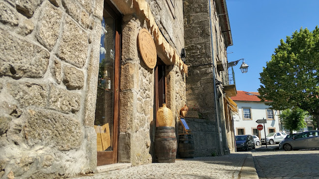 Comentarii opinii despre Os Penas - Garrafeira | Charcutaria | Tabacaria