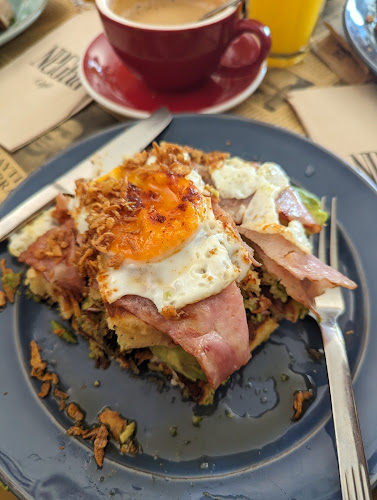 Negra Café Boavista Phone number
