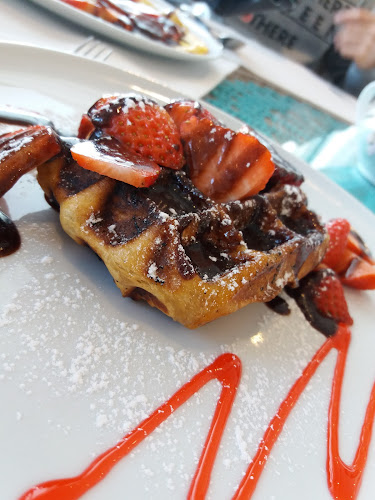 Doçaria Almeixar, Bistrô - Gastronomia e hotelaria