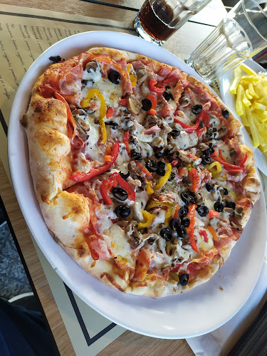 Opinii despre Pizzeria da Lameira în Penalva do Castelo - Gastronomia e hotelaria