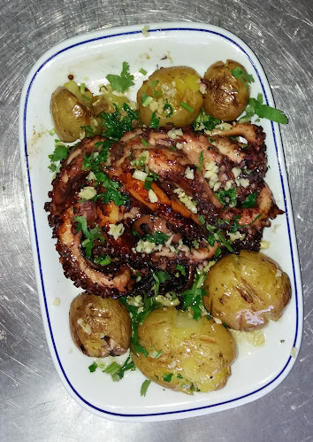 Reviews of O Tarro/ Loures in Santo Antão do Tojal - Gastronomia e hotelaria