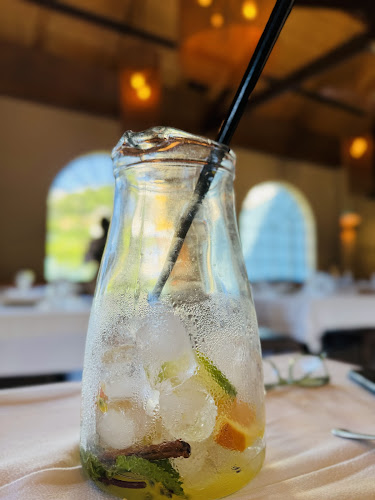 Opinii despre Armazém do Peixe în Vila Nova de Gaia - Gastronomia e hotelaria