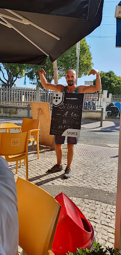 Opinii despre Café do Mar-Rei das Bifanas în Setúbal - Gastronomia e hotelaria