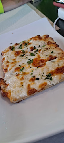 Claudia Fashion - Gastronomia e hotelaria