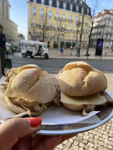 Praça Luís de Camões 48, 1200-279 Lisboa