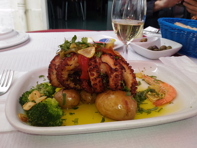 R. Cândido dos Reis 111, 2800-270 Almada