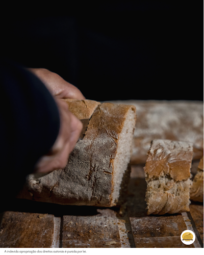 Av. 25 de Abril, 5430-486 Valpaços