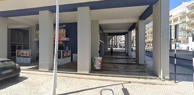 Supreme Grill & Pizza