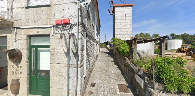 Adega Restaurante De Victor E Paulo, Lda