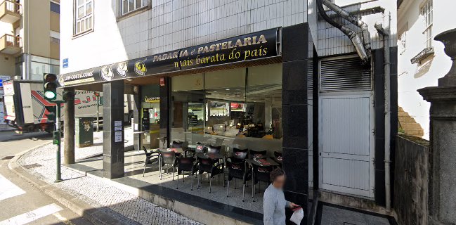 Padaria/Pastelaria "Low-Cost"